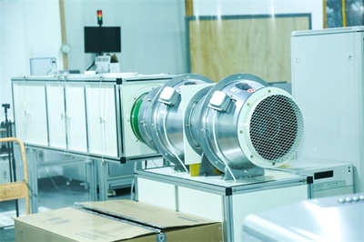 獨選廚電百億企業(yè)，采筑“超級工廠”廚電站考察團走進方太技術(shù)研究